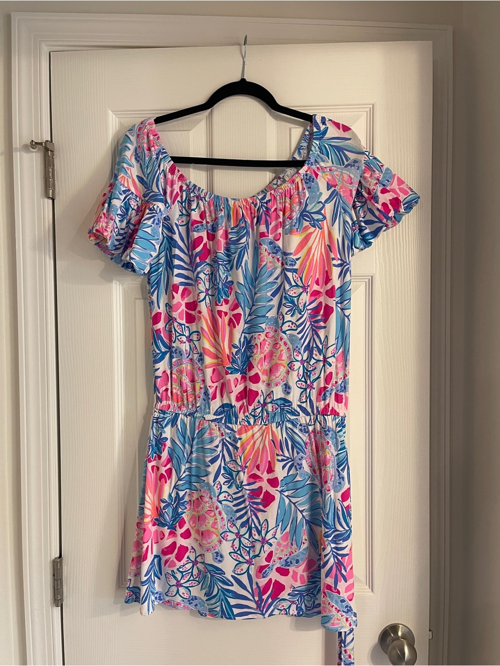 NWT Lilly Pulitzer Off-Shoulder Tropical Print Romper in Pink, Blue & Orange - Picture 2 of 5